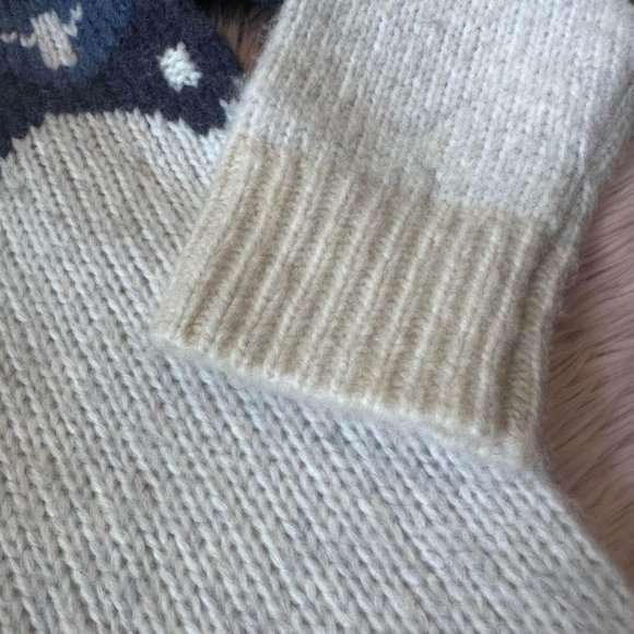 Aerie Chunky Knit Oversized Nordic sweater size small - Picture 5 of 7